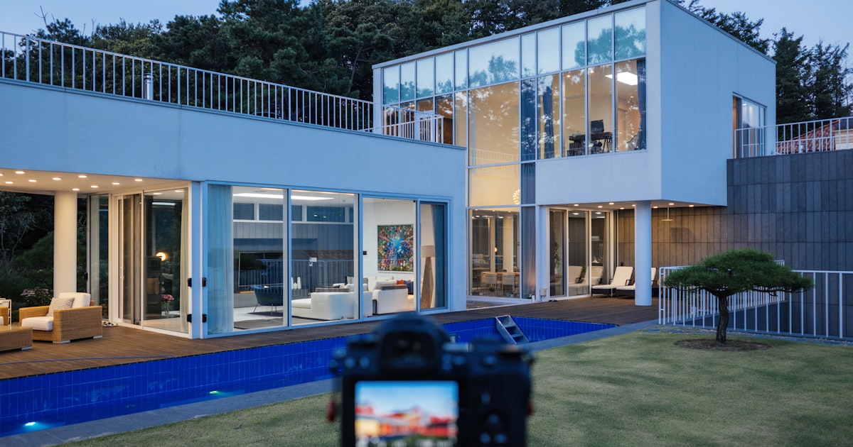 How a Real Estate Agent Uses AI to Write 20 Listings a Week